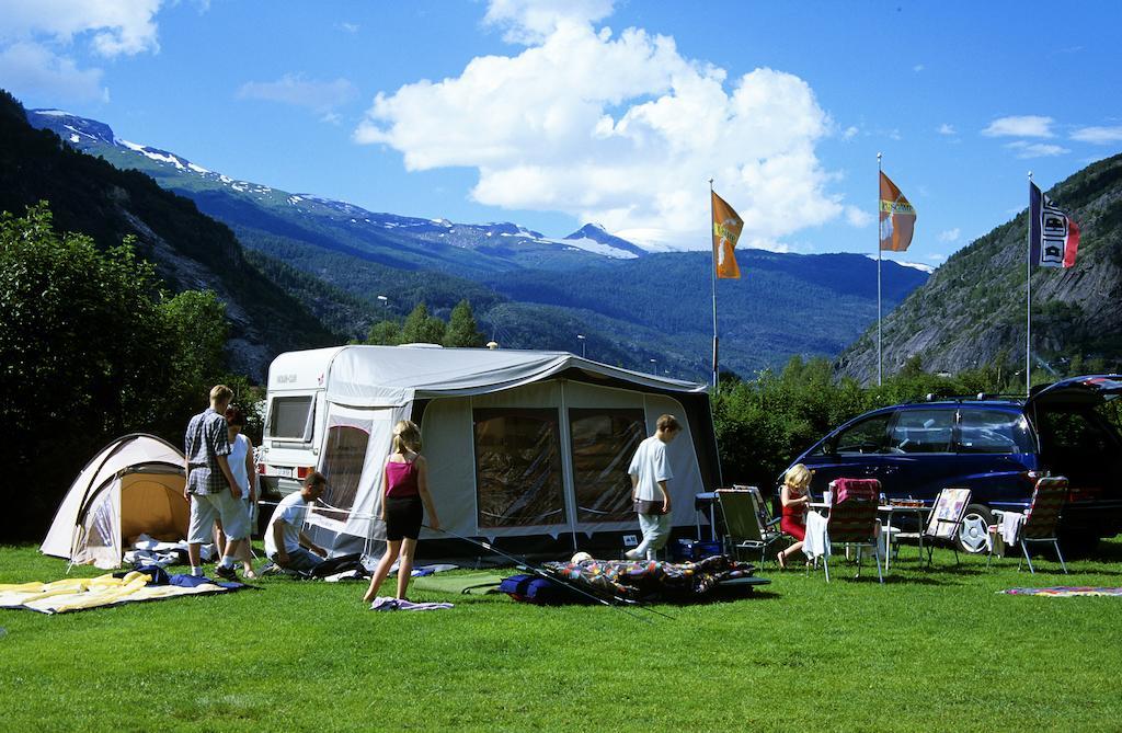 Pluscamp Sandvik Gaupne Eksteriør billede